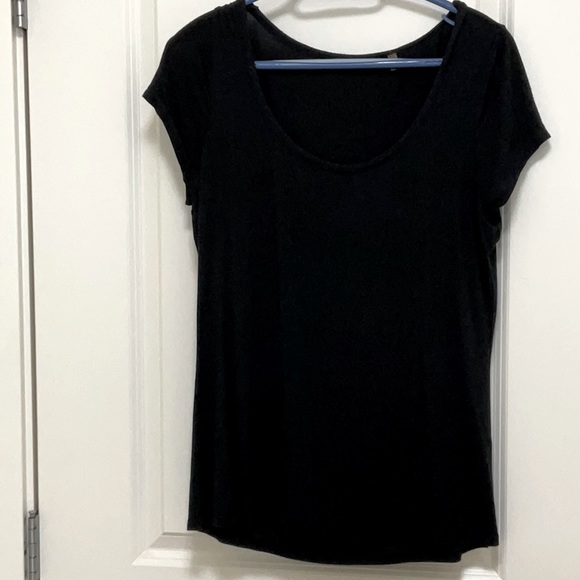 Elie Tahari Tee in Large - Picture 1 of 5